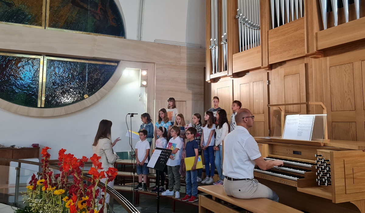 otroski zborcek 2023